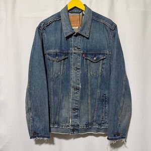 Deadstock Levi’s Premium Big E Denim Trucker Jacket Sz XL